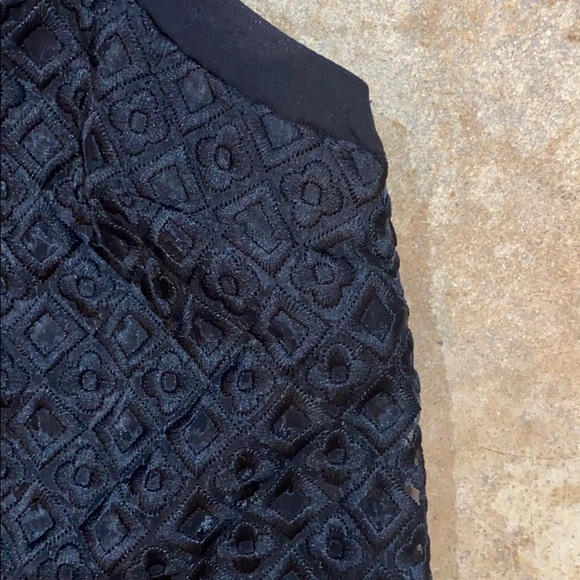 H&C Collection raised pattern sleeveless top sizeS - Picture 6 of 8